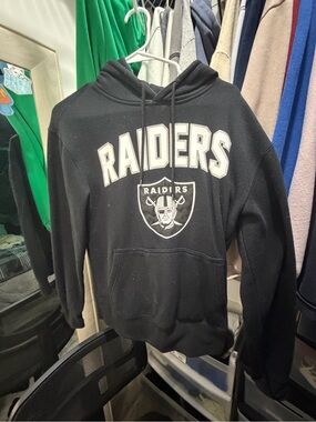 NFL Raiders Black Pullover Hoodie with Front Logo